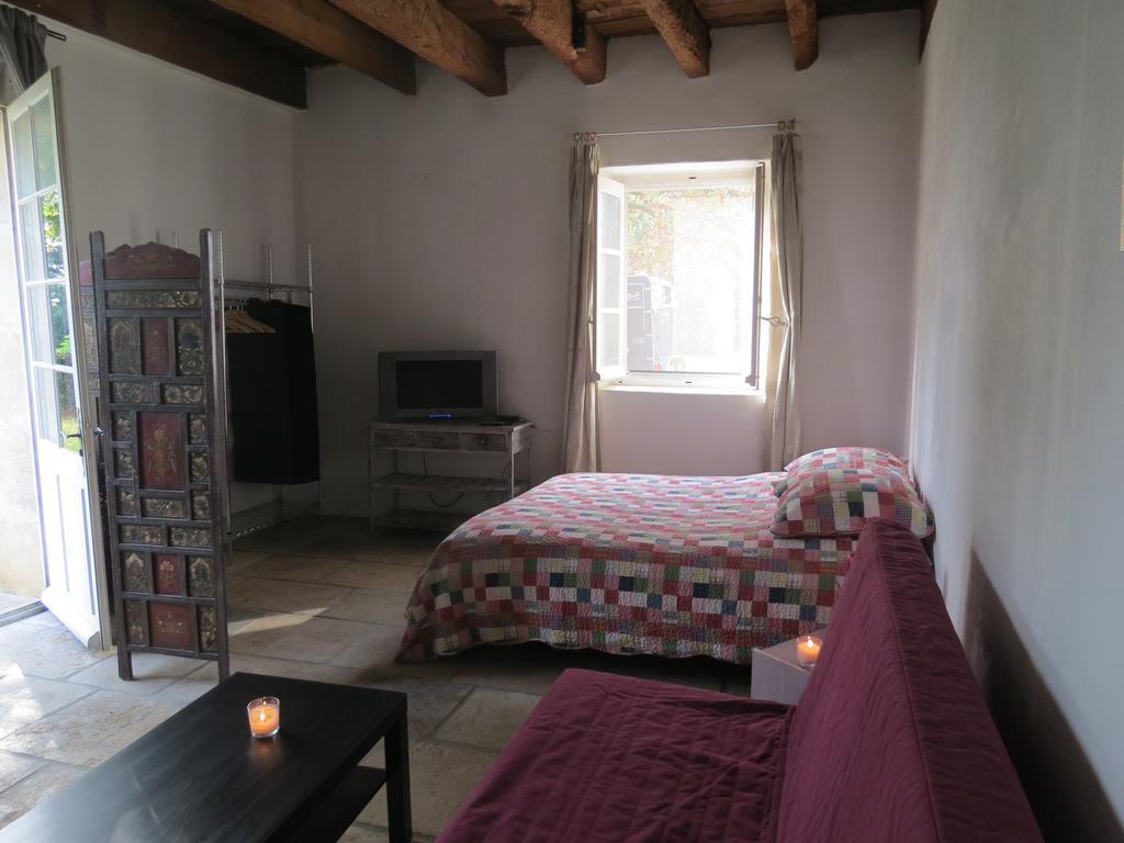 B&B Mas Les Lecques Бокер Номер фото